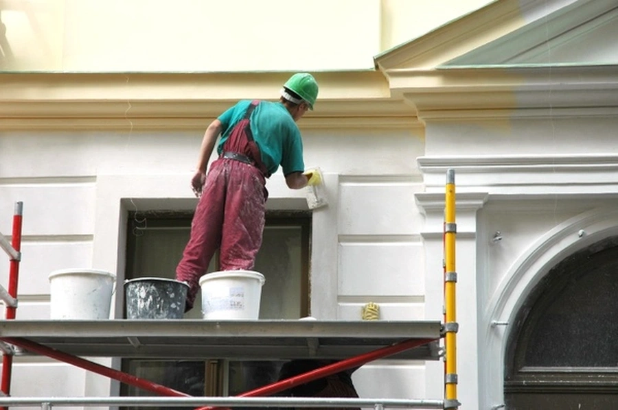 How Exterior Painting Services Protect Your Home From Damage in Treasure Island, FL